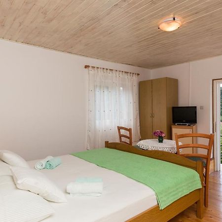 Apartments Miskovic Donje Celo الغرفة الصورة