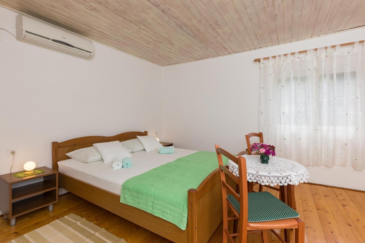 Apartments Miskovic Donje Celo الغرفة الصورة
