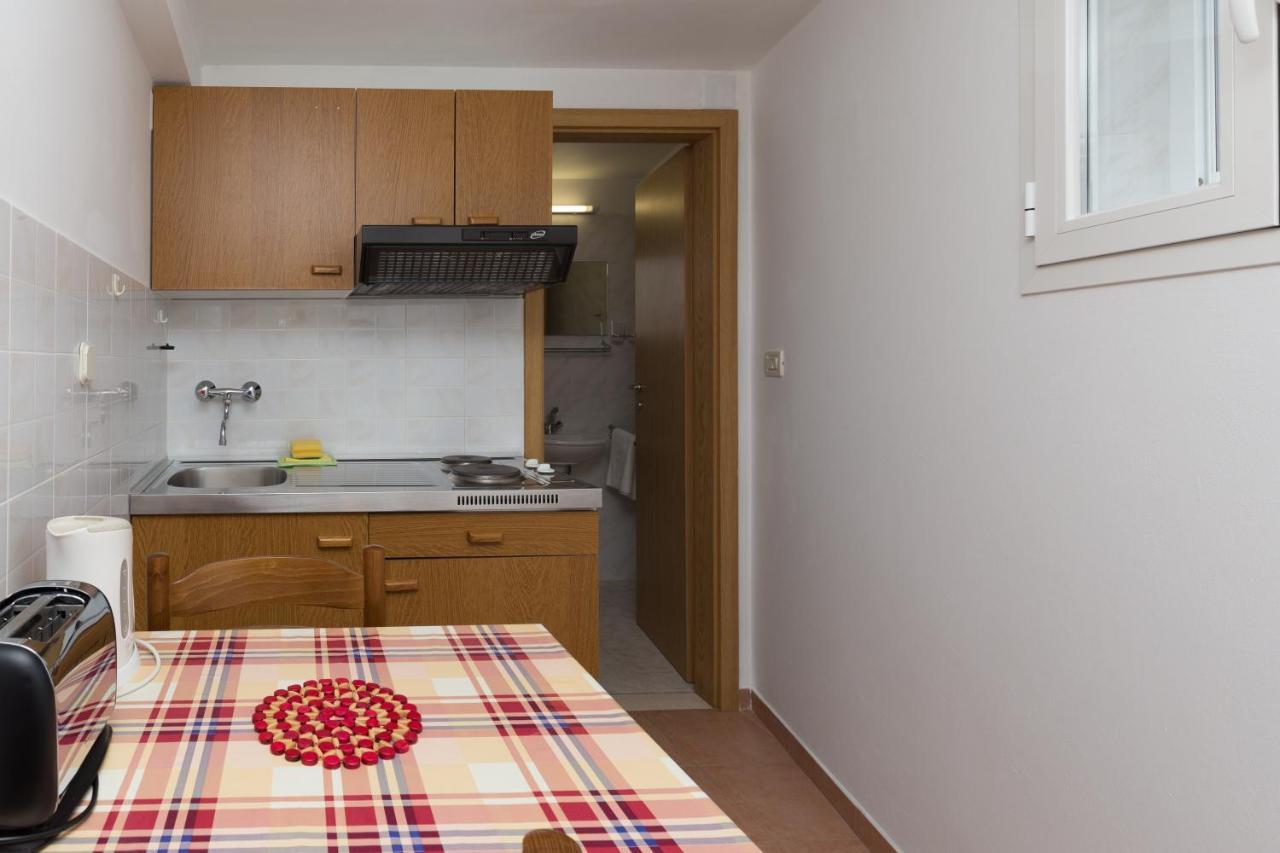 Apartments Miskovic Donje Celo الغرفة الصورة