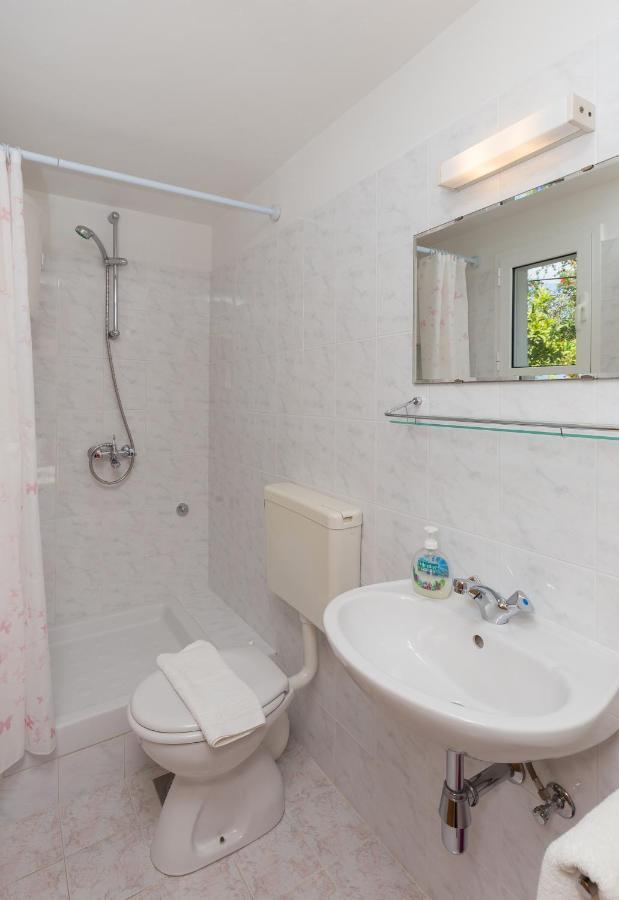 Apartments Miskovic Donje Celo الغرفة الصورة